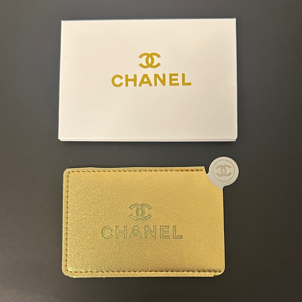 Metallic Gold Card Holder w No Shatter Compact Mirror. New in Box